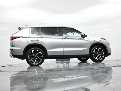 2024 Mitsubishi Outlander SE FWD
