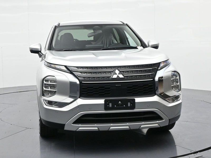 2024 Mitsubishi Outlander SE FWD