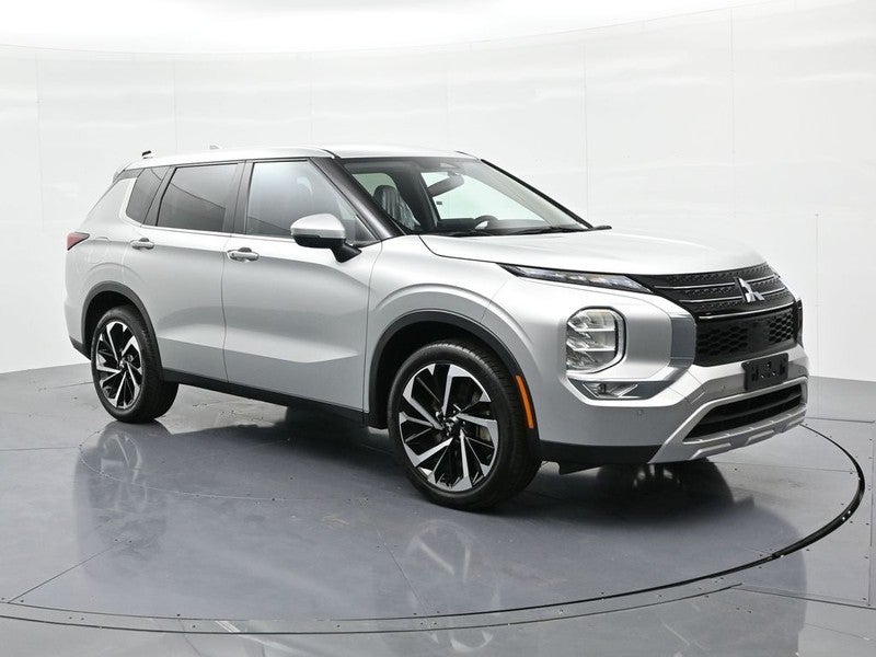 2024 Mitsubishi Outlander SE FWD