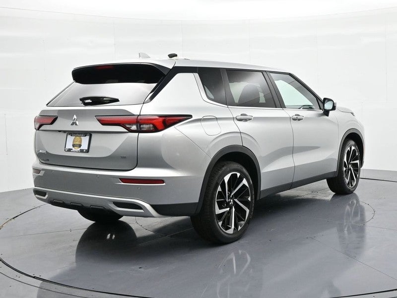 2024 Mitsubishi Outlander SE FWD
