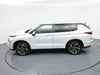 2023 Mitsubishi Outlander SE S-AWC
