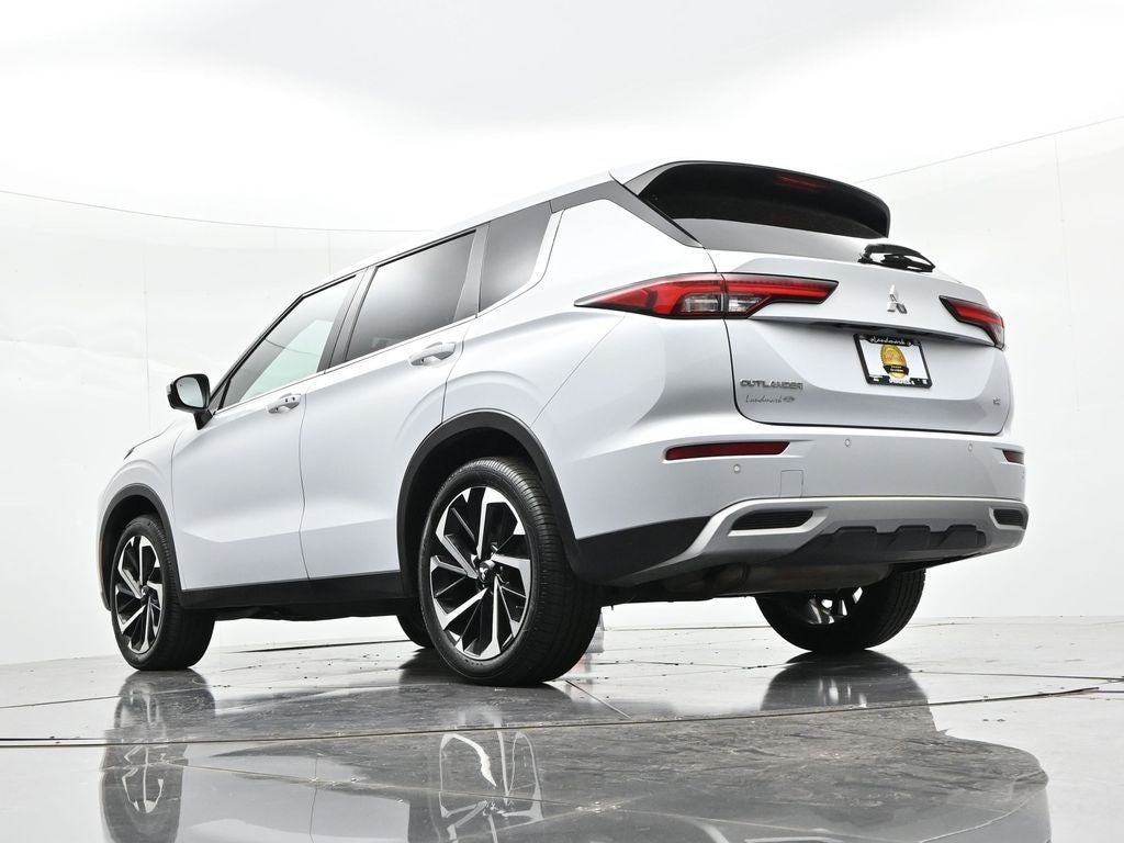 2023 Mitsubishi Outlander SE S-AWC