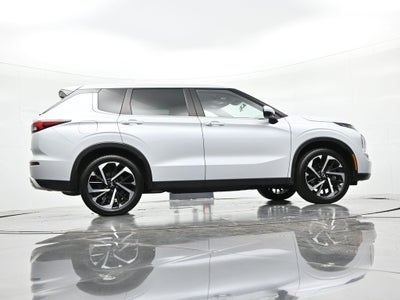 2023 Mitsubishi Outlander SE S-AWC