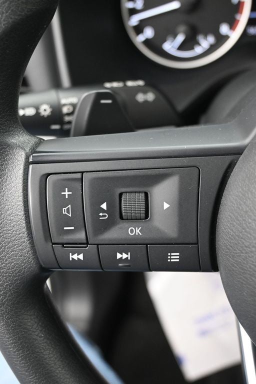 2024 Nissan Rogue FWD SV