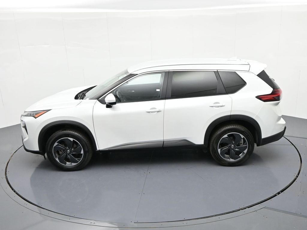 2024 Nissan Rogue FWD SV