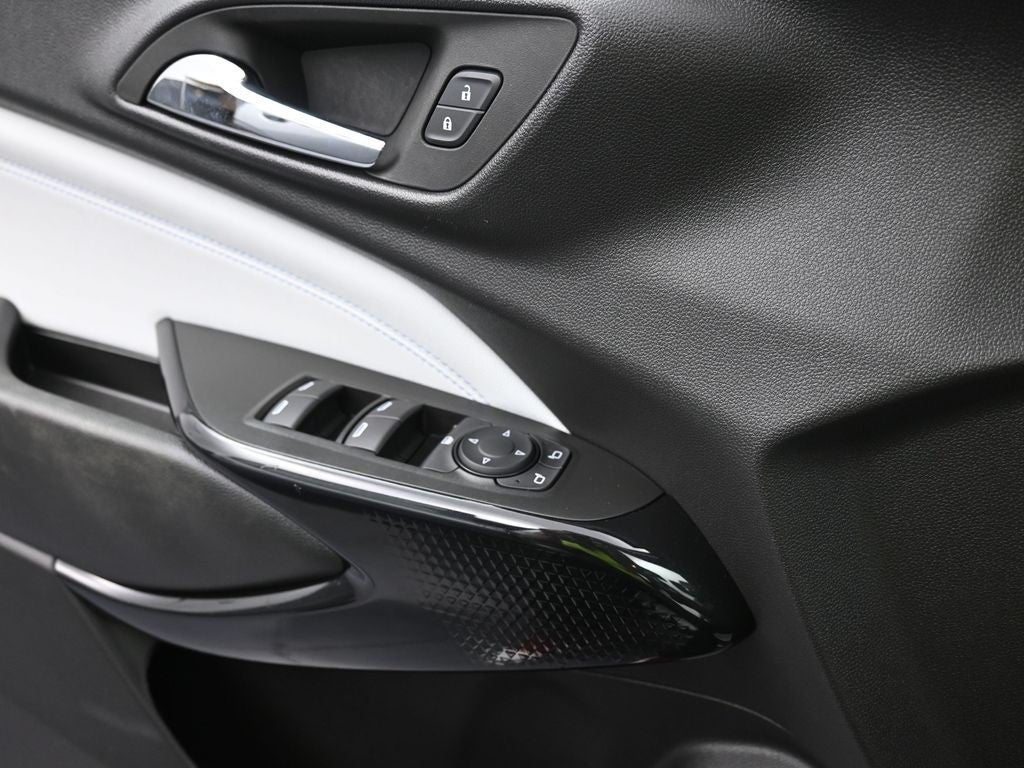 2025 Chevrolet Trax FWD 4dr LT