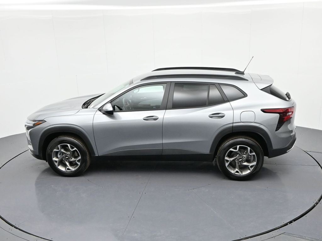 2025 Chevrolet Trax FWD 4dr LT