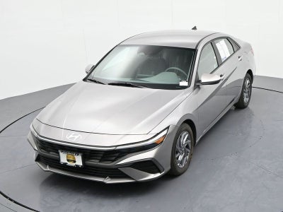 2024 Hyundai Elantra SEL IVT