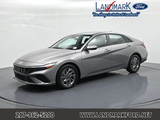 2024 Hyundai Elantra SEL IVT