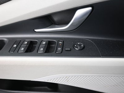 2024 Hyundai Elantra Limited IVT