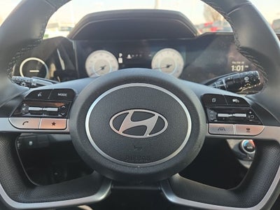 2025 Hyundai Elantra SEL Convenience IVT