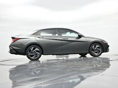 2025 Hyundai Elantra SEL Convenience IVT