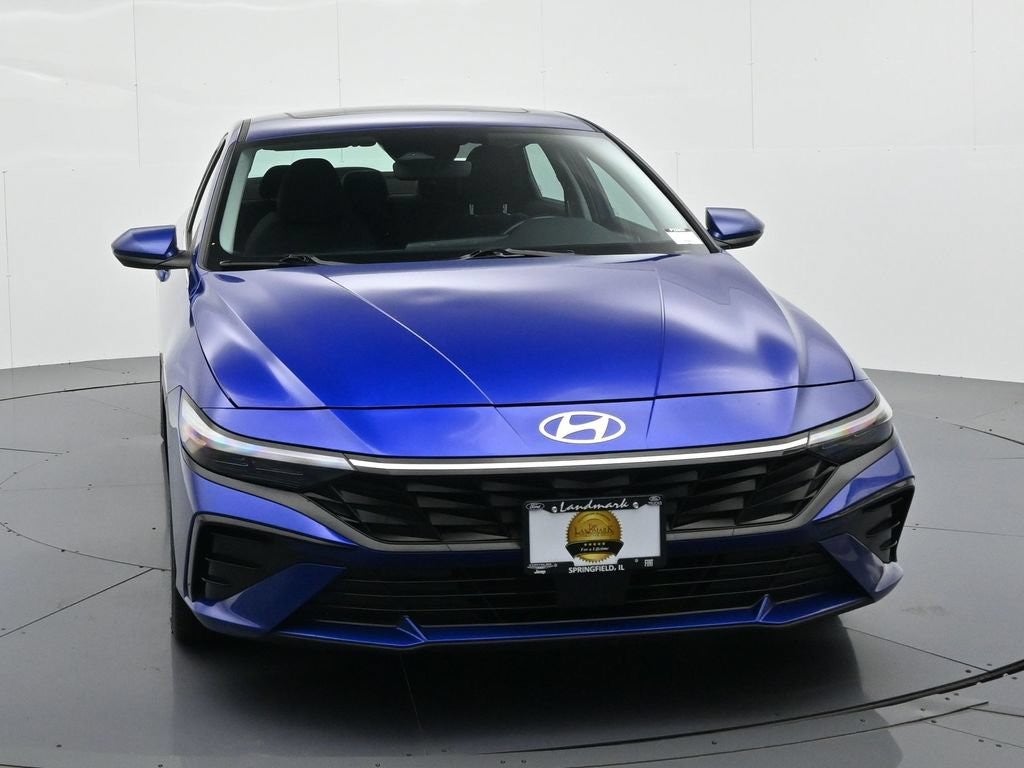 2025 Hyundai Elantra SEL Convenience IVT