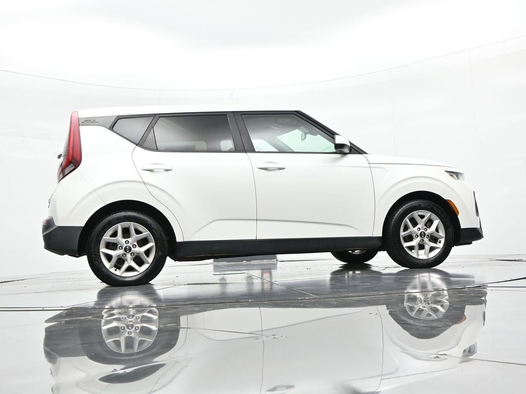 2021 Kia Soul S IVT