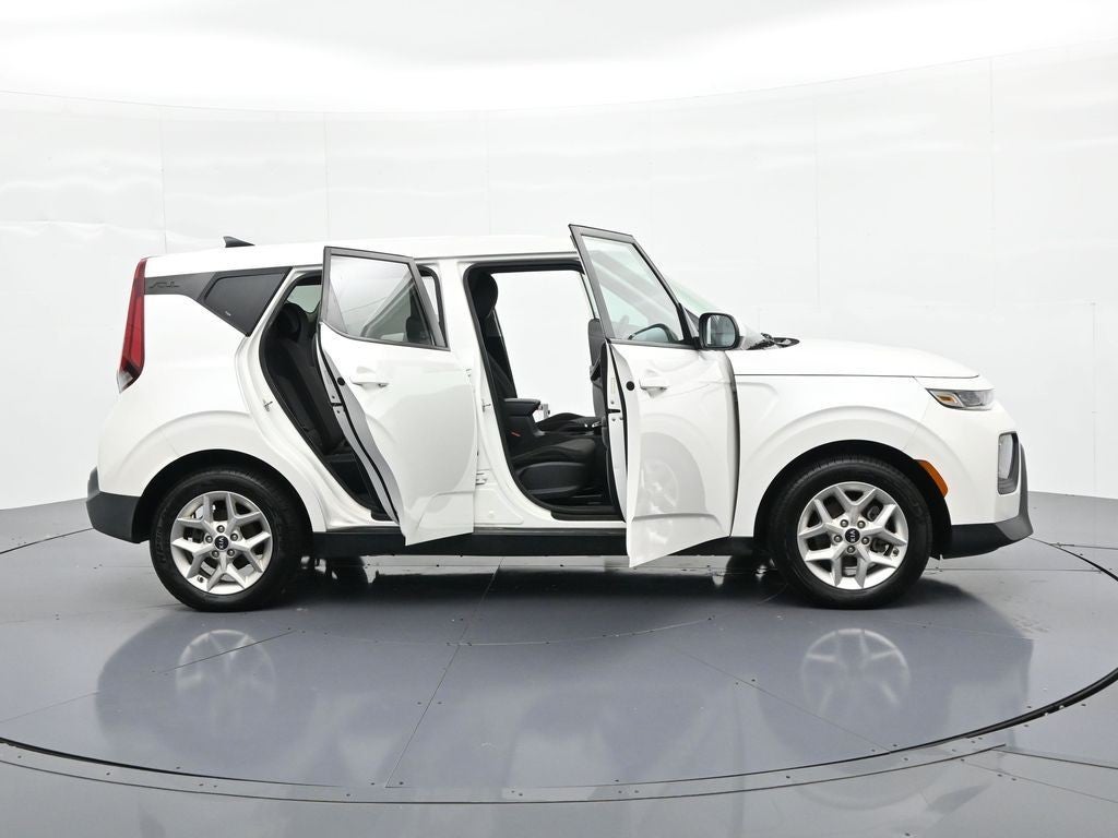 2021 Kia Soul S IVT