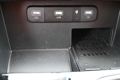 2023 Kia Carnival SX FWD