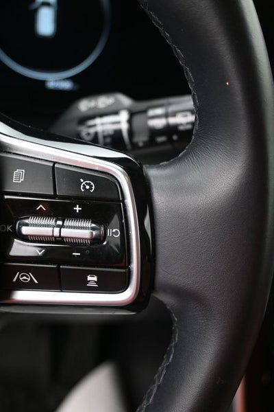 2023 Kia Carnival SX FWD
