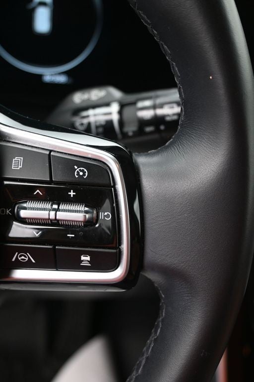 2023 Kia Carnival SX FWD