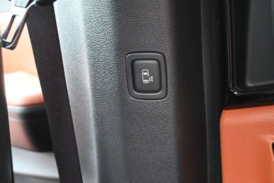 2023 Kia Carnival SX FWD