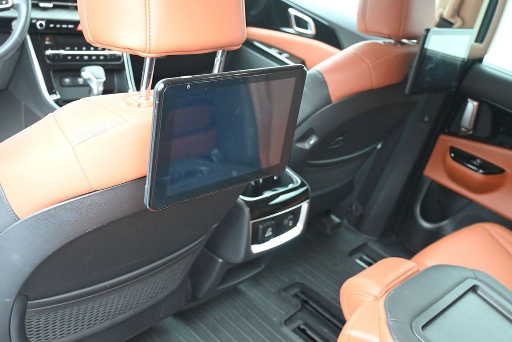 2023 Kia Carnival SX FWD