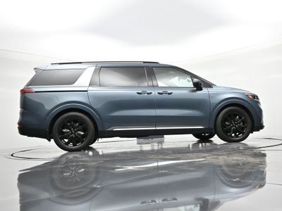 2023 Kia Carnival SX FWD