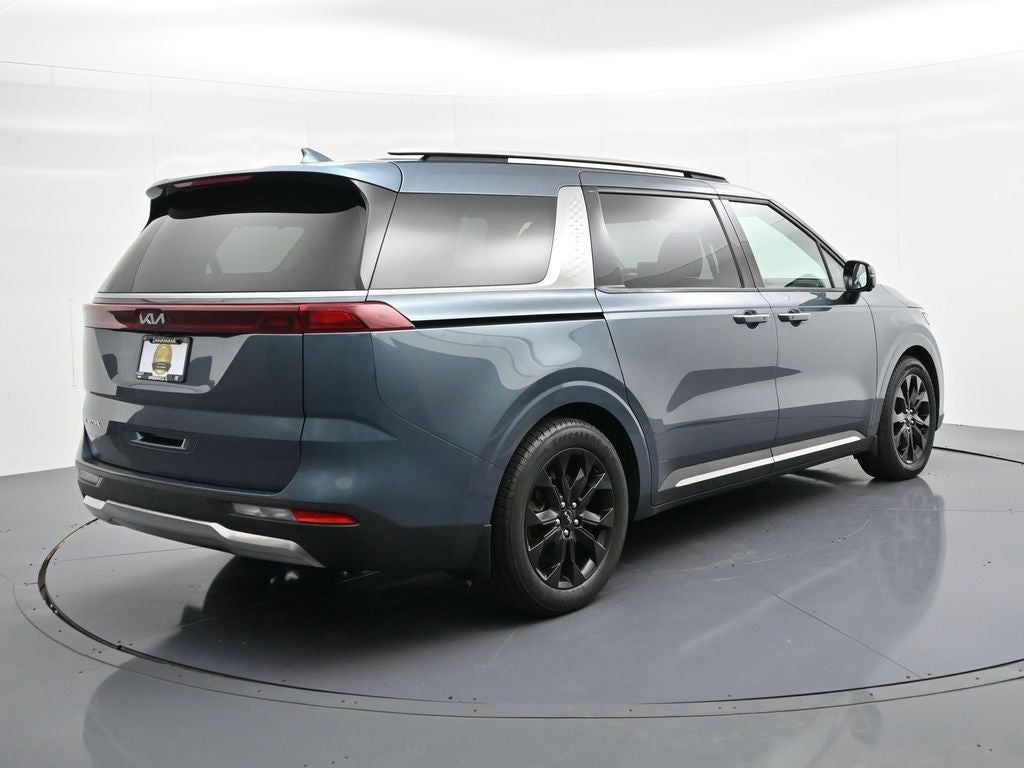 2023 Kia Carnival SX FWD