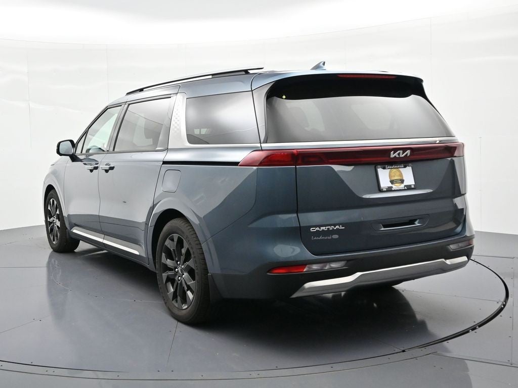 2023 Kia Carnival SX FWD