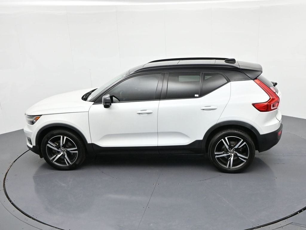 2020 Volvo XC40 T4 FWD R-Design