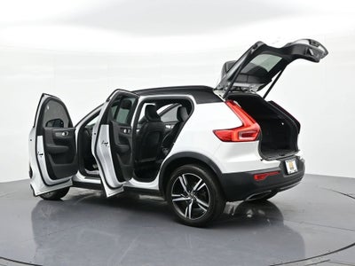 2020 Volvo XC40 T4 FWD R-Design