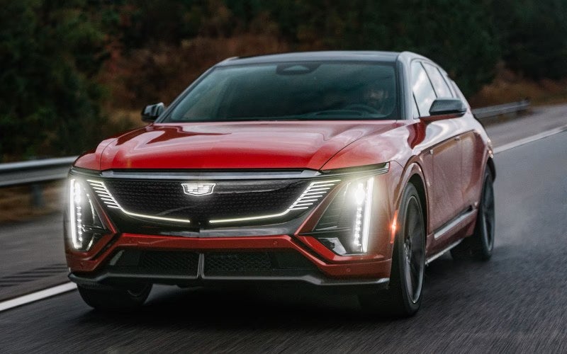 2027cadillaclyriq-exterior-01