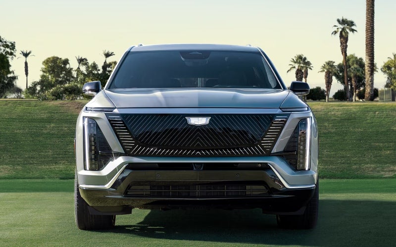 2027cadillacvistiq-exterior-02